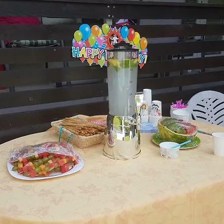 Apartma With 2 Bedrooms And Big Family Garden 博希尼