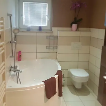 דירה Apartma With 2 Bedrooms And Big Family Garden בוהין