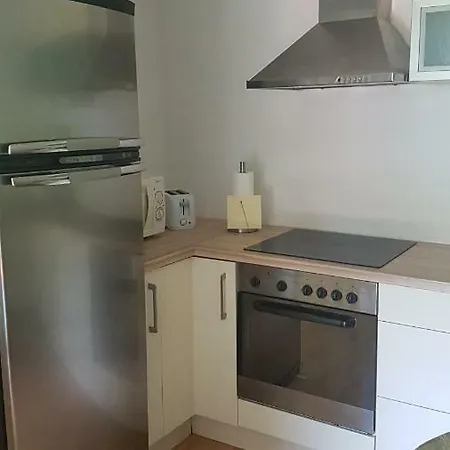 Apartma With 2 Bedrooms And Big Family Garden