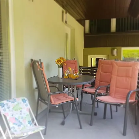 Apartma With 2 Bedrooms And Big Family Garden