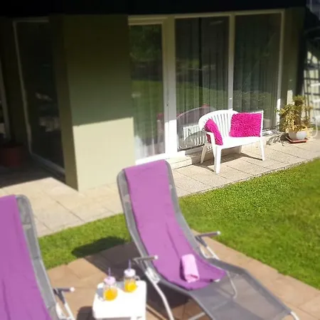 Apartma With 2 Bedrooms And Big Family Garden 博希尼