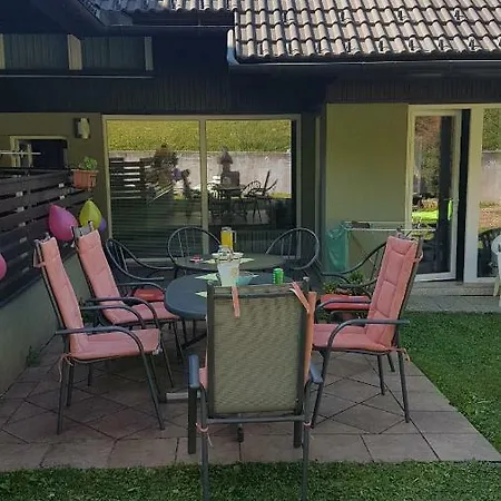 Apartma With 2 Bedrooms And Big Family Garden בוהין